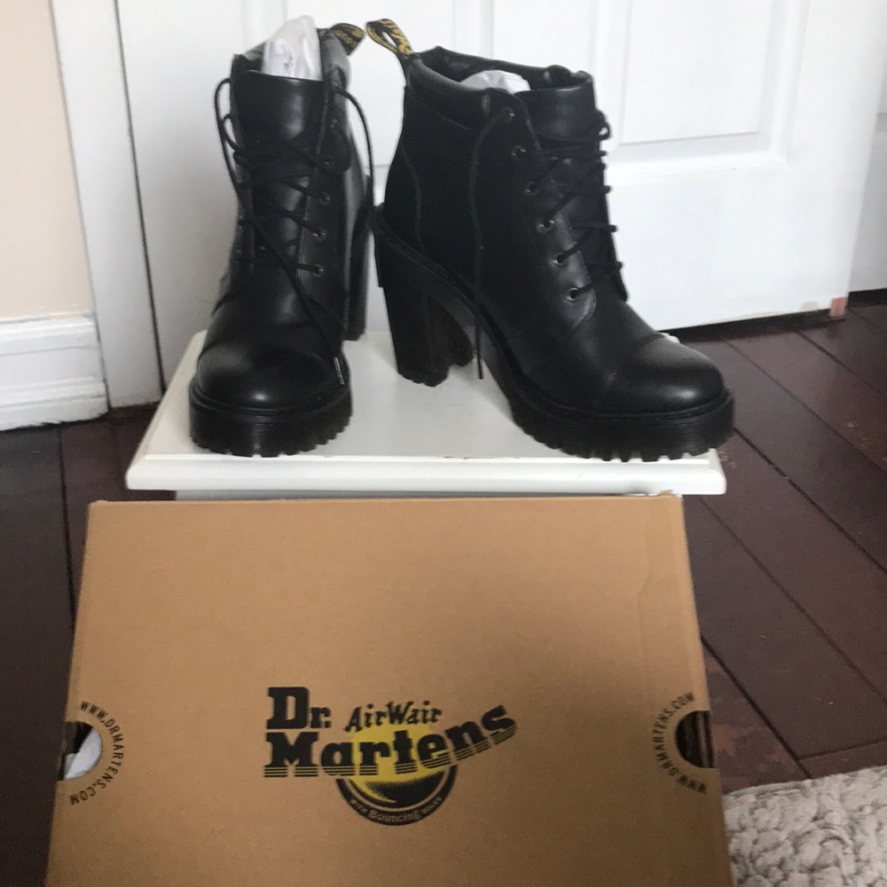 Dr.Martens Averil ankle boot